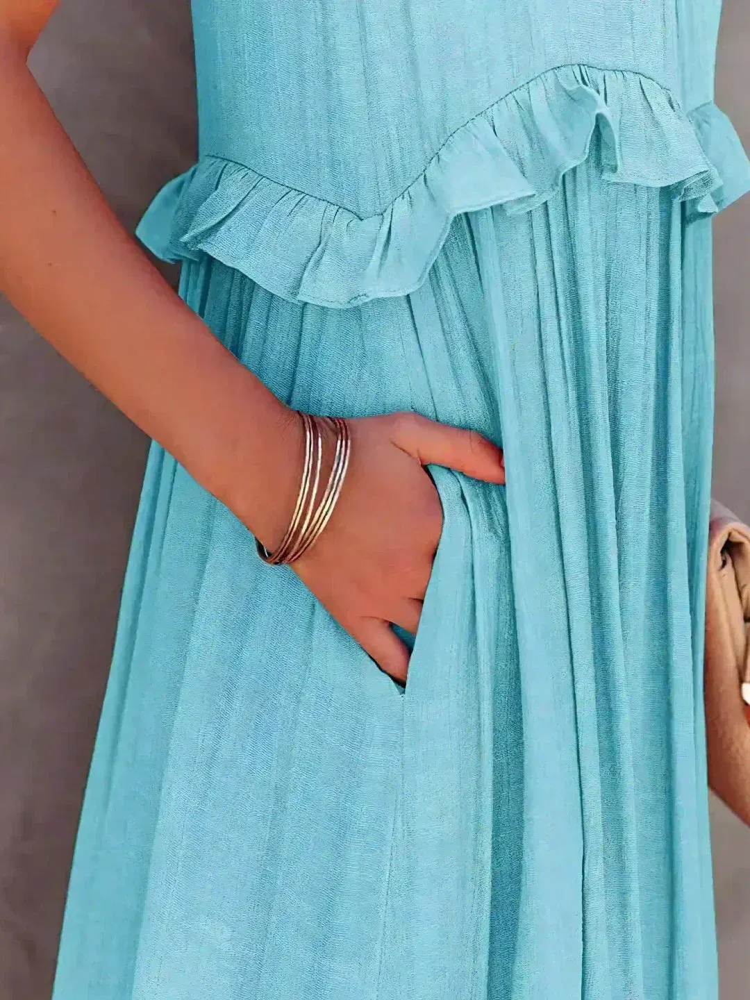 CHARLIZE™ | BREEZE HALTER RUFFLE MAXI DRESS