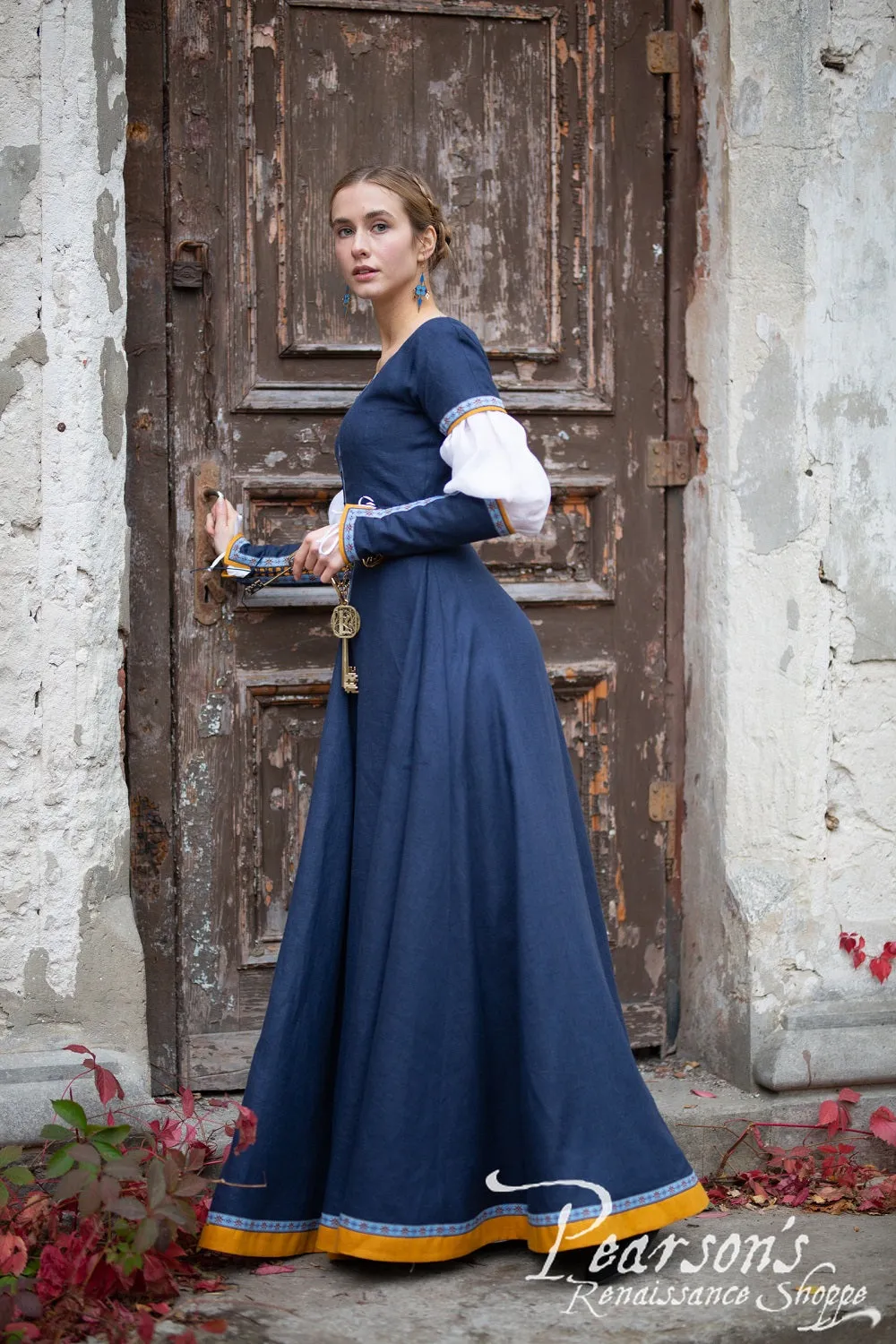 Key Keeper Medieval Dress with Sleeves