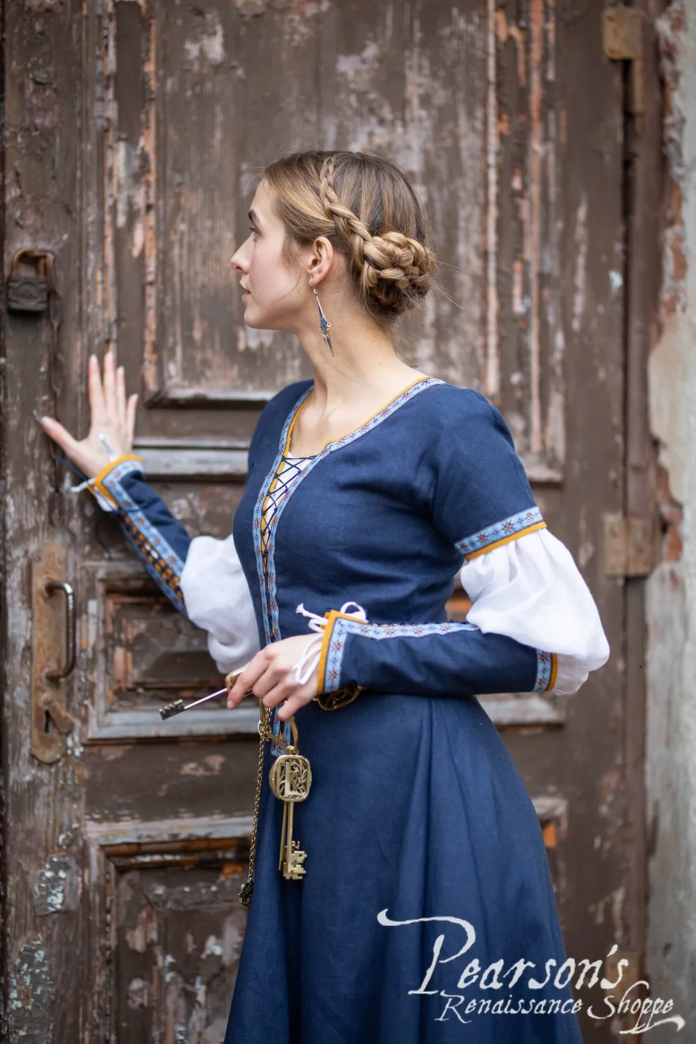 Key Keeper Medieval Dress with Sleeves