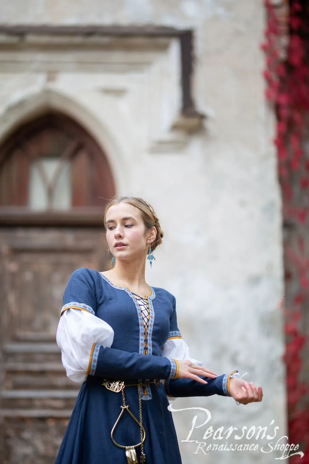 Key Keeper Medieval Dress with Sleeves