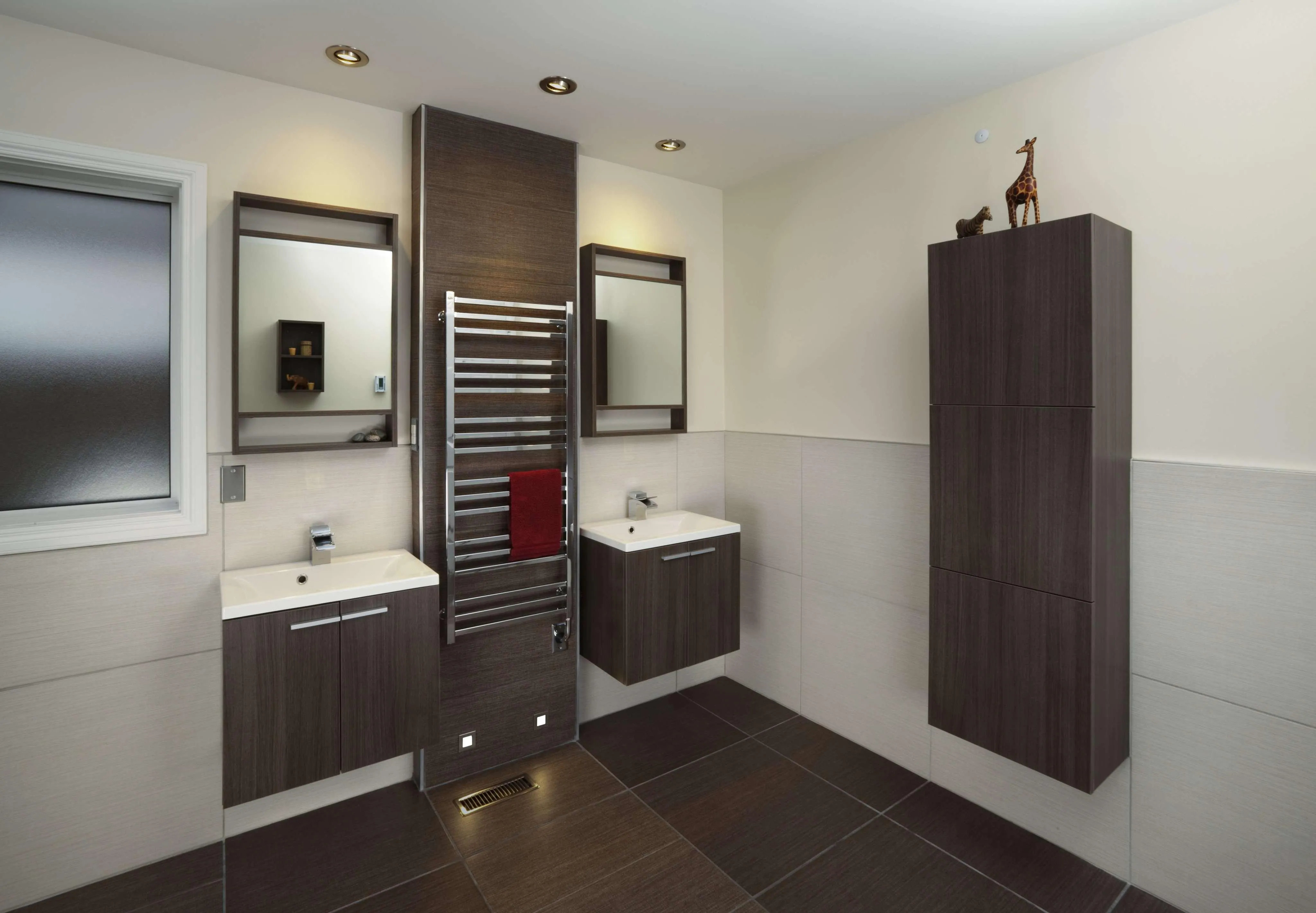 Tuzio Avento Hardwired or Plug in Towel Warmer - 19.5"w x 47.5"h
