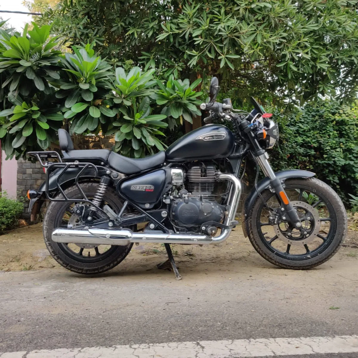 Without Plate Top Rack for Royal Enfield Meteor 350 Strength, Durability, and Style in One Perfect Rack
