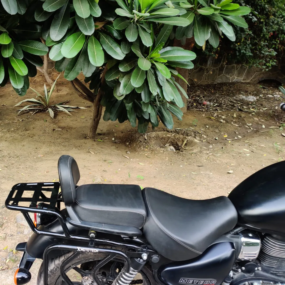 Without Plate Top Rack for Royal Enfield Meteor 350 Strength, Durability, and Style in One Perfect Rack