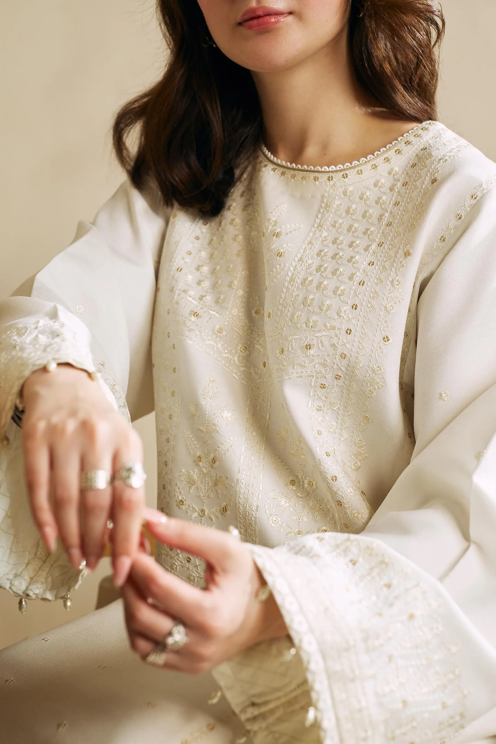Zara Shahjahan Coco Winter Collection 2023 – ZW23-4A